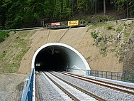 Obrázok prírodné ochrana svahov portálu tunela