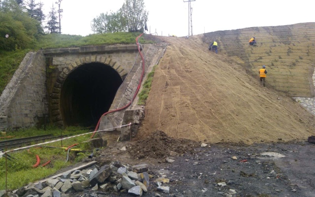 Zaistenie portálu tunela v Mostech pri Jablunkove