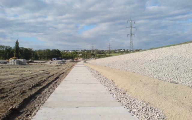 Spevnenie dna sedimentačnej nádrže cukrovaru v Dobrovicích