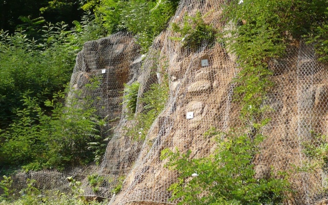 Protierózna ochrana skalného masívu v Teplicích