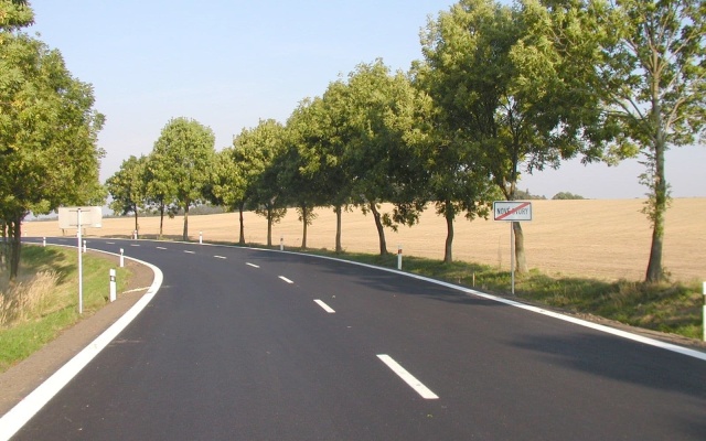 Rekonštrukcia krytu vozovky v Ronově nad Sázavou