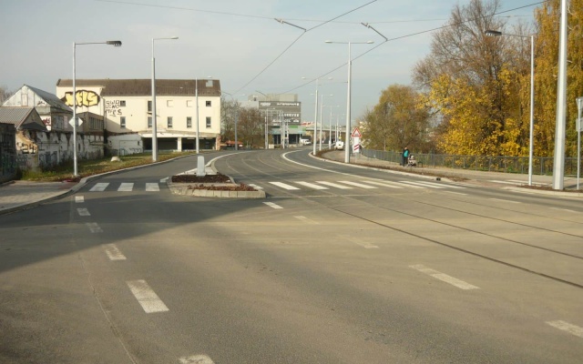 Strmý svah na novej električkovej trati v Olomouci