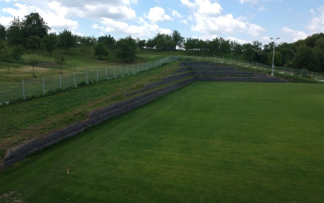 Sanácia zárubného múru na futbalovom ihrisku v Dolnom Němčí