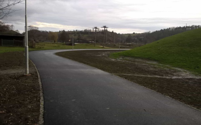 Mechanická stabilizácia podložia inline dráhy a parkovej cesty v Zábřehu