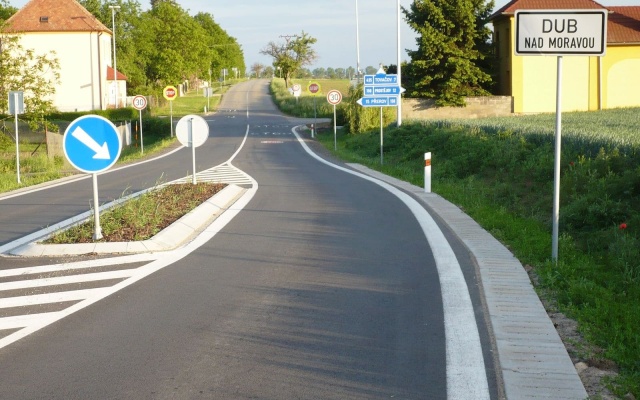 Pozdĺžne odvodnenie komunikácie v Dubu nad Moravou