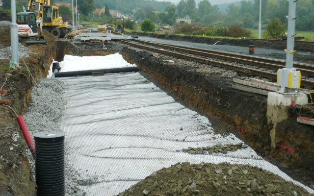 Stabilizácia podložia pod železničnou traťou v Bylnici