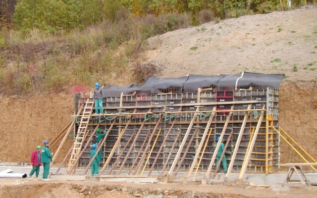 Odvodnenie zárubného múru v Tatenicích