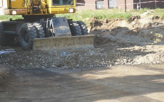 Stabilizácia zemné pláně pri revitalizácii v Starom Meste