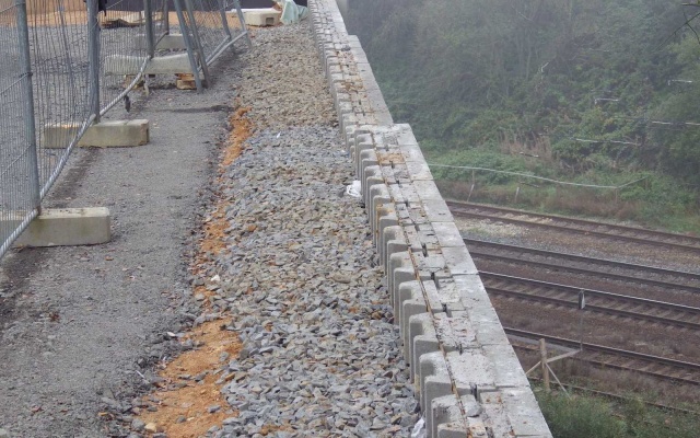 Mostné krídla z vyztuženej zeminy na obchvate Chebu