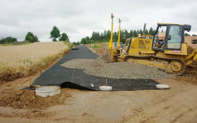 Zvýšenie únosnosti podložia pod miestnou komunikáciou v Letovicích