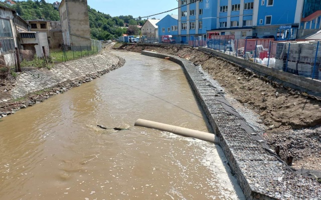 Zaistenie svahu pod cyklotrasou v Jihlave