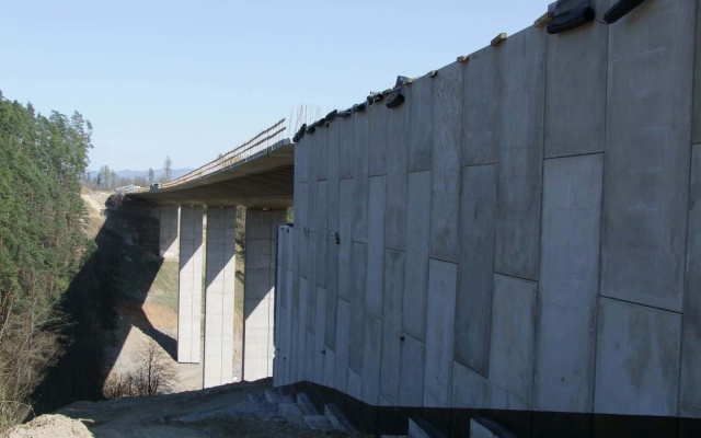 Mostné opory na D1 pri Spišskom Hrhove