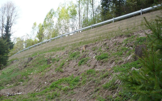 Sanácia zosuvu svahu cesty II/357 pri Strachujove