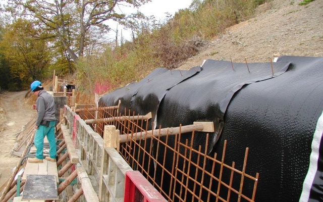 Odvodnenie zárubného múru v Tatenicích