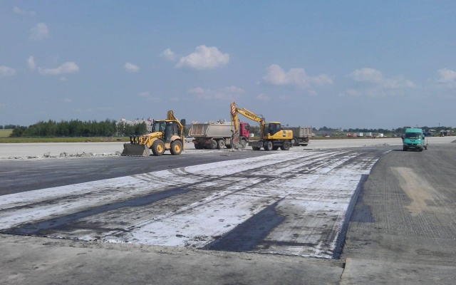 Zvýšenie životnosti asfaltových vrstiev na ranvejách letiska v Prahe