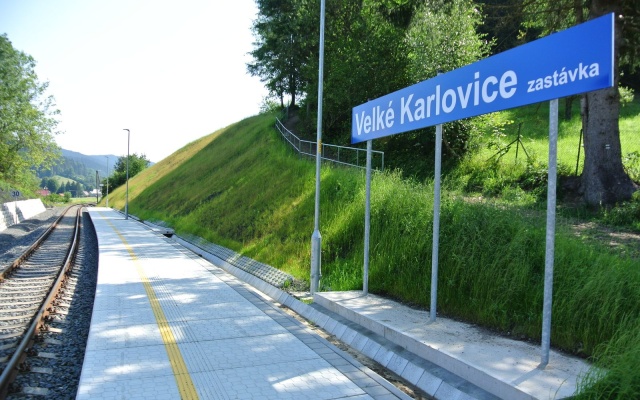 Protierózna ochrana svahu pri železničnej stanici Velké Karlovice