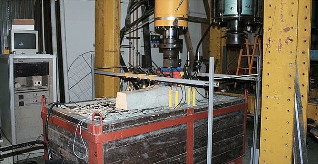 Laboratorní zkoušky stabilizačního účinku geomříží Tensar TriAx