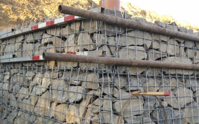 Úprava svažitej parcely v Lelekovicích