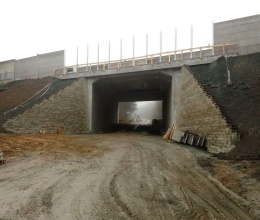Modernizácia D1, úsek 04, Ostředek - Šternov, vystužená mostná krídla