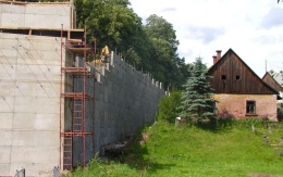 Mostná opora a oporná stena na preložce cesty I/16 v Vestřev - Chotěvice