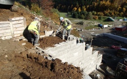 Portál drenážnej štôlne pri vodnej nádrži Šance