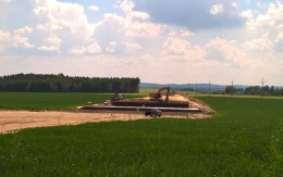 Založenie násypového telesa – Nové Veselí – obchvat